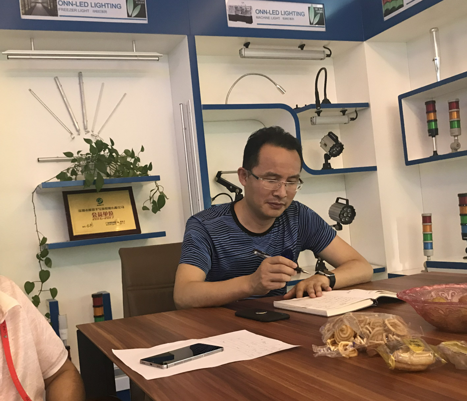 鄭總親臨 鄭總親臨